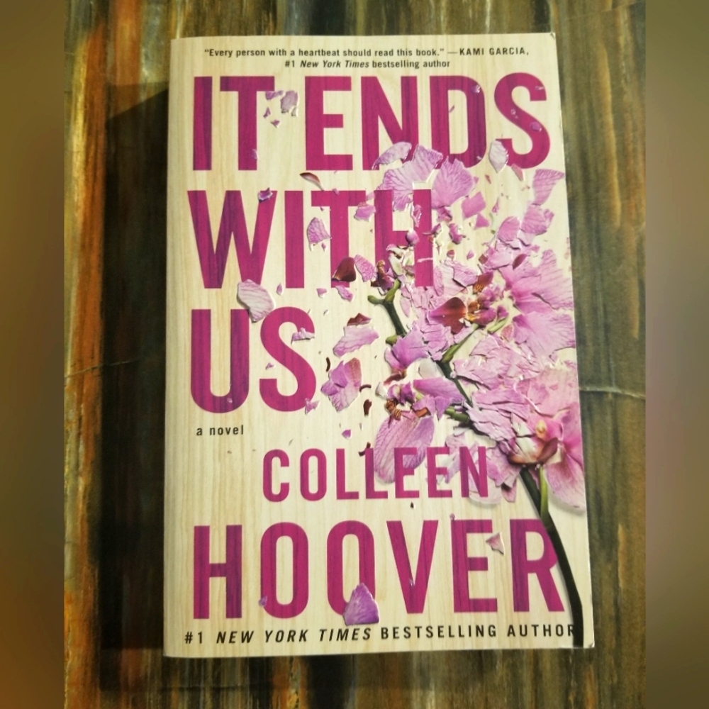 It Ends With Us by Colleen Hoover